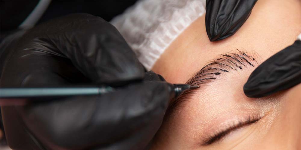 بهترین مرکز میکروبلدینگ ابرو در شاهین شهر