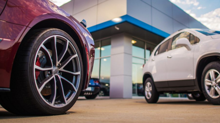 نمایندگی های خودرو در شاهین شهر؛ راهنمای جامع خرید ۱۴۰۴